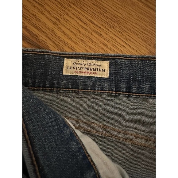Levi’s premium mid length classic shorts women’s size 29 - Picture 7 of 8